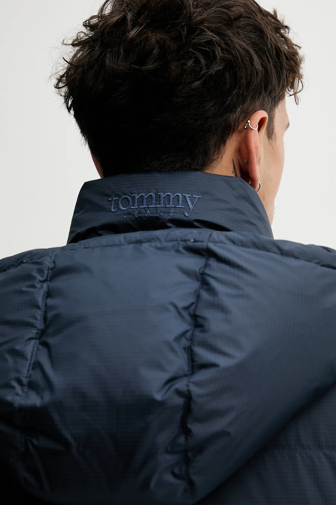 Geaca Bărbați, Tommy Jeans, Negru, Umplutura cu puf de rata, Logo Brodat [3]