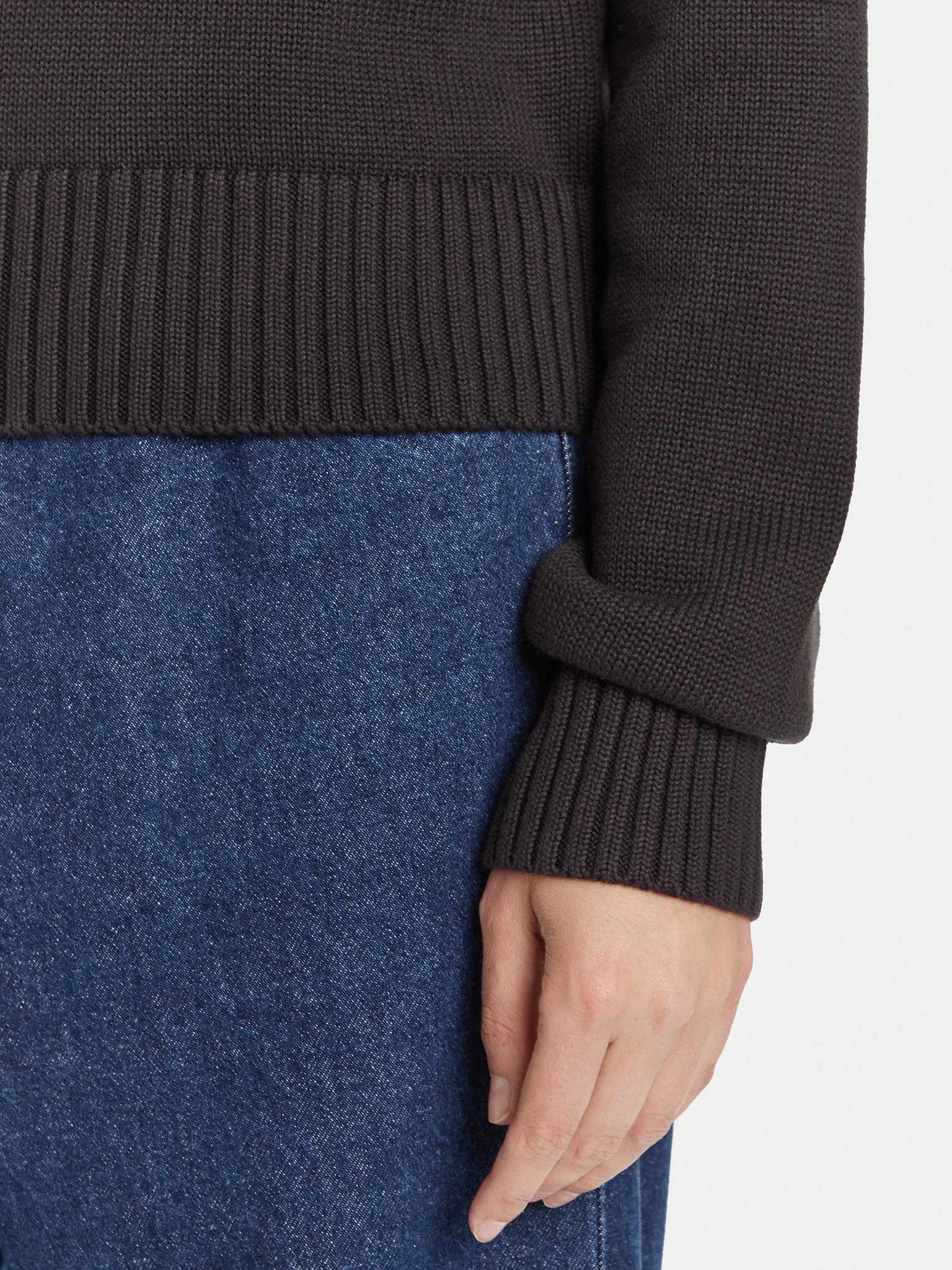Pulover Dama, Calvin Klein Jeans, Decolteu in V, Negru [4]