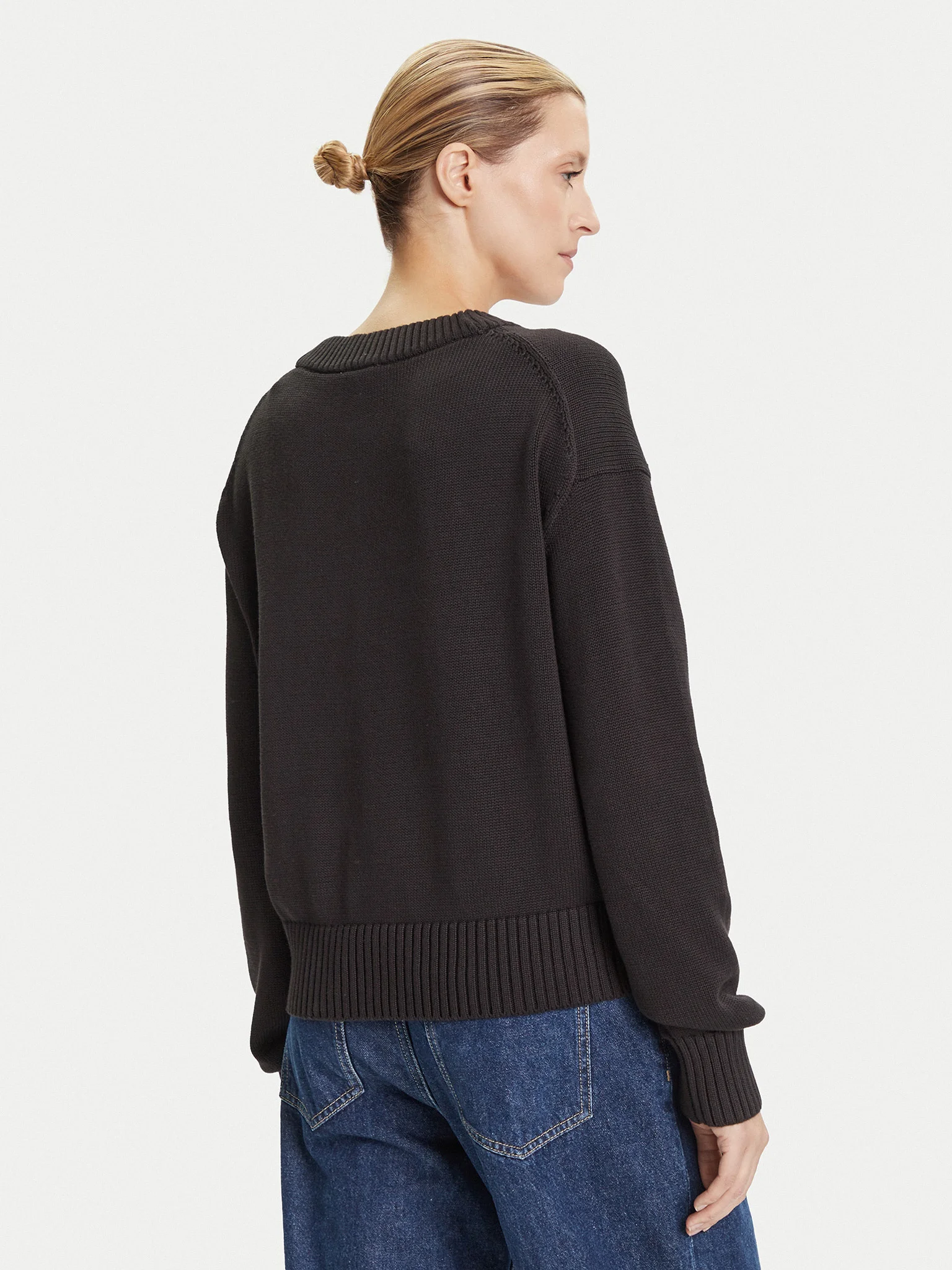 Pulover Dama, Calvin Klein Jeans, Decolteu in V, Negru [1]