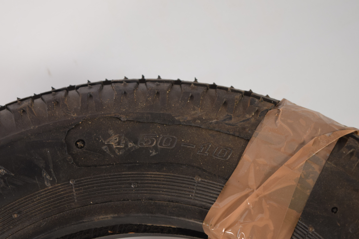 Anvelopă 4.50-10 pentru scuter / moto, profil mixt, rezistentă [3]
