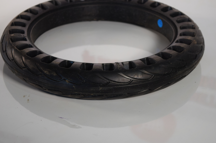 Anvelopă plină 14x2.125 pentru trotinetă / bicicletă, anti-pană, durabilă [2]