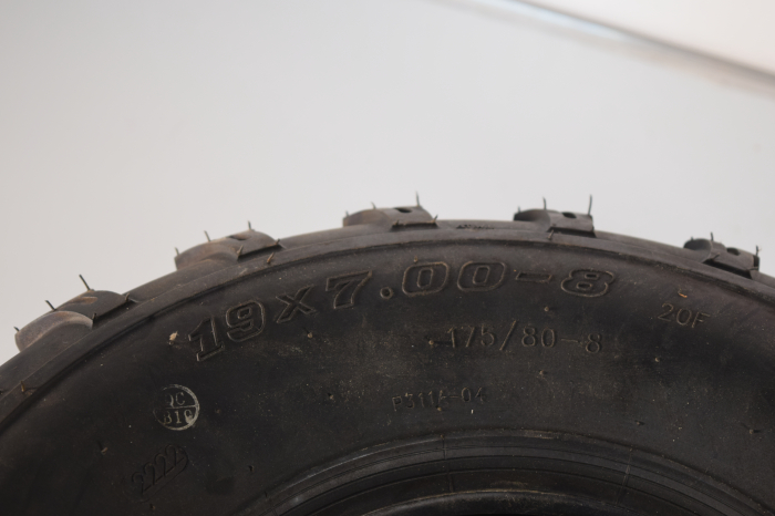 Anvelopă 19x7.00-8 pentru ATV și utilaje off-road, cu profil agresiv pentru tracțiune maximă [3]
