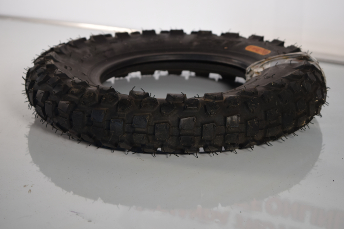 Anvelopă 3.50-8 off-road pentru ATV, scuter sau utilaje mici, cu profil adânc pentru aderență excelentă [2]