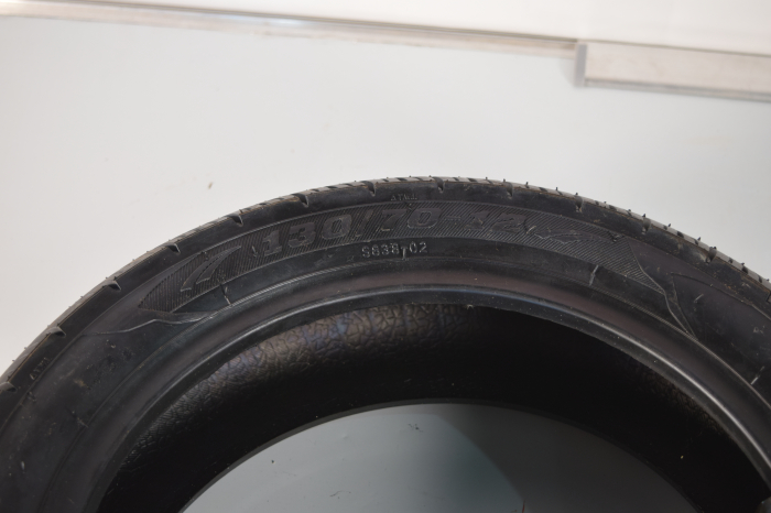 Anvelopă 130/70-12 pentru scuter / trotinetă electrică, profil stradal, aderență ridicată [3]