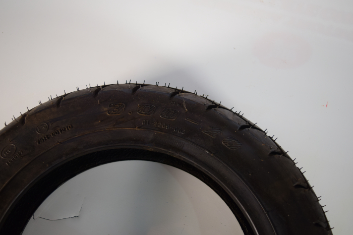 Anvelopă scuter 3.00-10, universală față/spate, profil stradal [4]