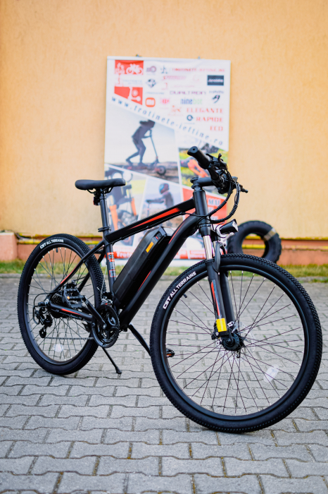 Bicicleta Electrica K3, roti 26 inch, Viteza 32 Km/h, 40-65 Km [24]
