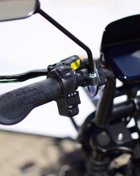 bicicleta-electrica-ouxi-v8-ultra-250w-48v-15ah.jpg [16]
