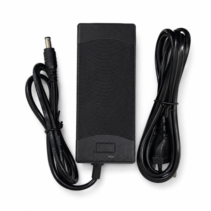 Incarcator 12,6V 3A pentru trotinete si biciclete electrice [2]