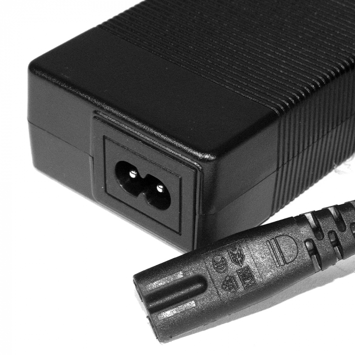 Încărcător premium 42V 2A (conector DC5525) – pentru trotinetă electrică [Suniik] [4]