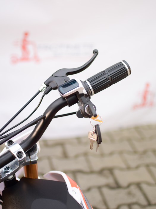 ilx1000-crosser-motocicleta-electrica-copii-1000w.jpg [9]