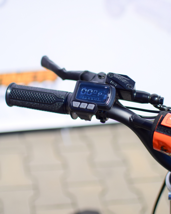 motocicleta-electrica-kukirin-x1-1000w-off-road-gri-negru [12]