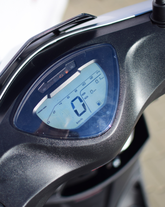 Scuter 49cc pe Benzină EFI Euro 5 Fără Permis [10]