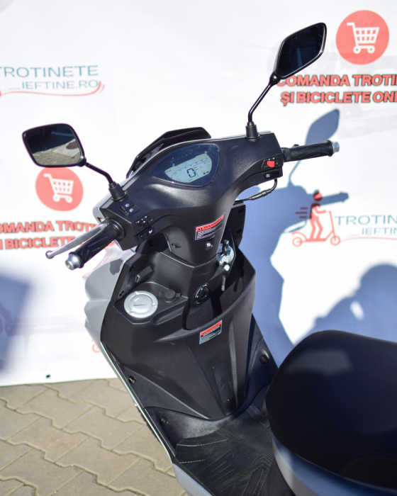 Scuter 49cc pe Benzină EFI Euro 5 Fără Permis [15]