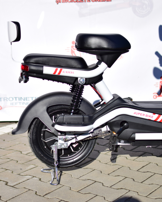 Scuter Electric ECO 500W 48V 20Ah cu Pedale, Baterie Plumb GEL, Autonomie 40 km, Viteză 25 km/h, 2 Locuri, Cos Frontal [3]