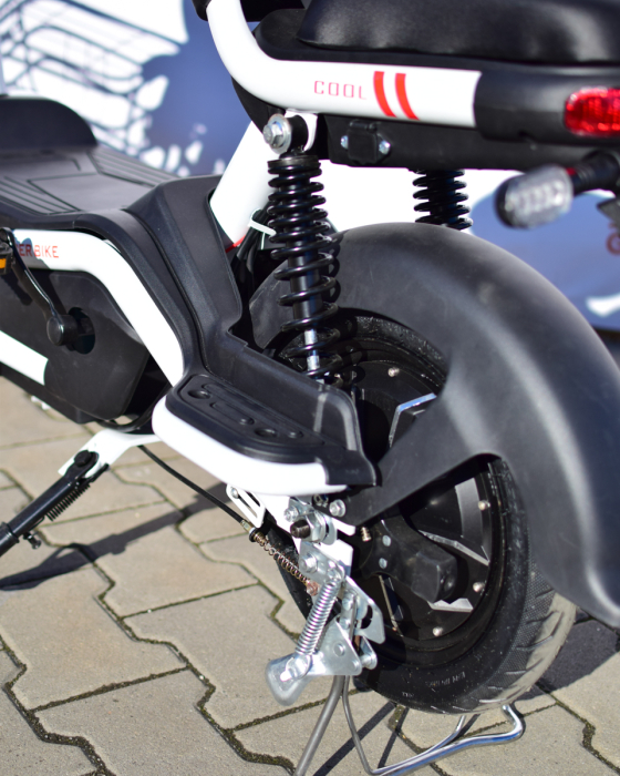 Scuter Electric ECO 500W 48V 20Ah cu Pedale, Baterie Plumb GEL, Autonomie 40 km, Viteză 25 km/h, 2 Locuri, Cos Frontal [15]