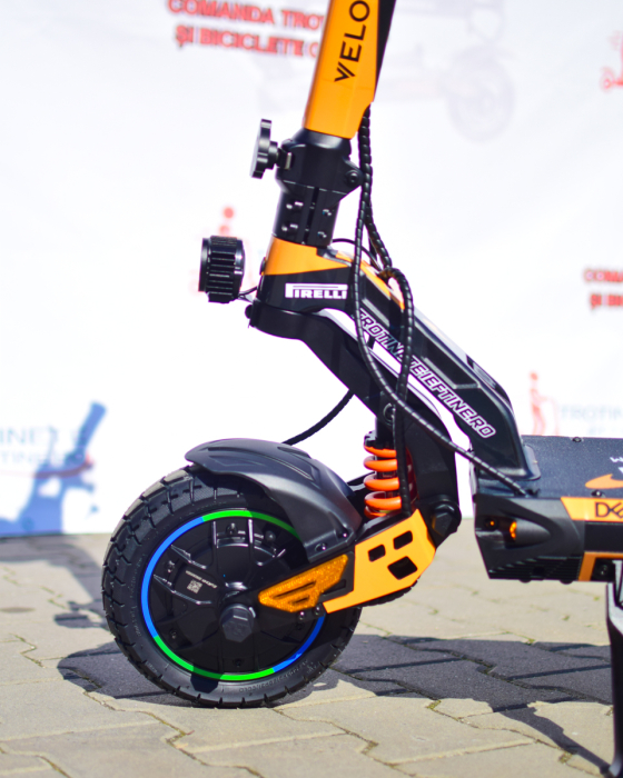 Trotineta electica KuKirin G2 master (2026) McLaren Personalizata [14]