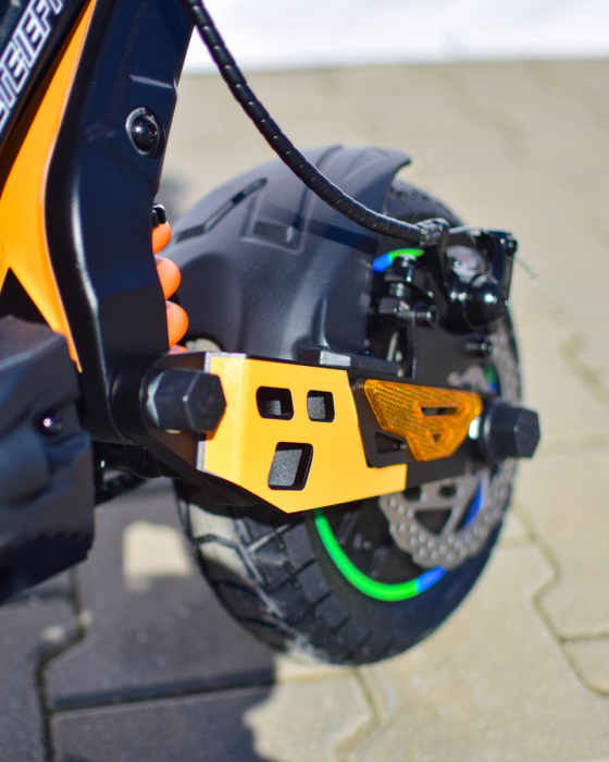 Trotineta electica KuKirin G2 master (2026) McLaren Personalizata [12]