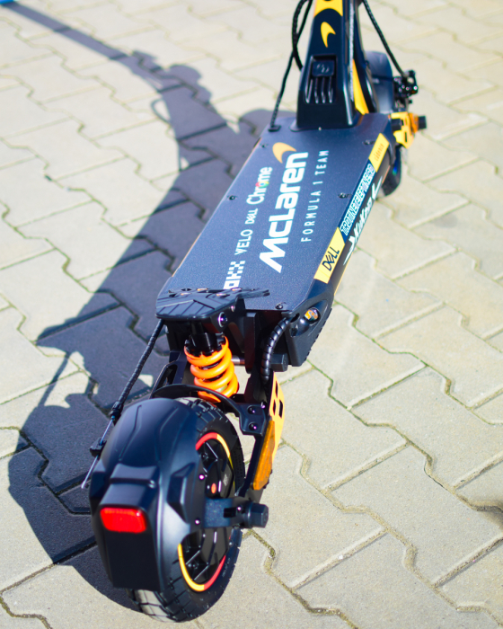 Trotineta electica KuKirin G2 master (2026) McLaren Personalizata [9]