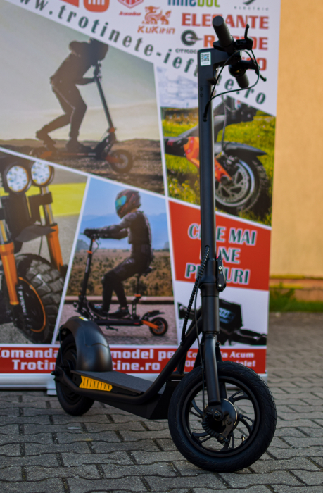 Trotineta electrica 12 inch - 500w 36V 15ah - Roti Mari pentru off-road [16]