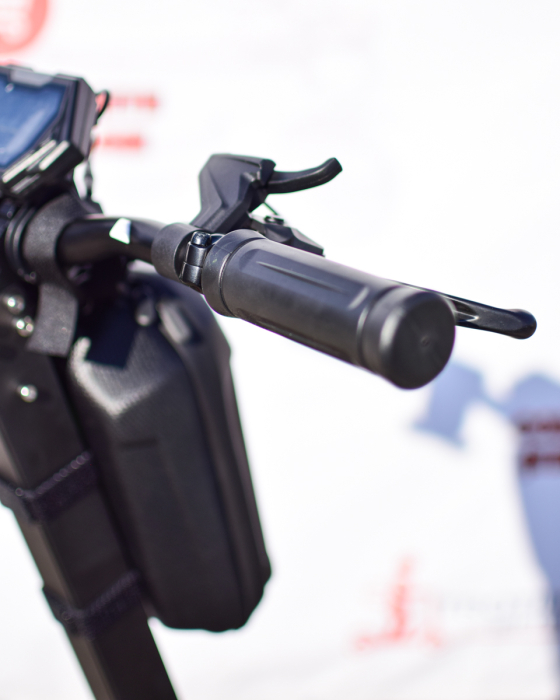 Trotineta electrică H8 6000W 60V 28Ah – Trotinete-Ieftine.ro [11]