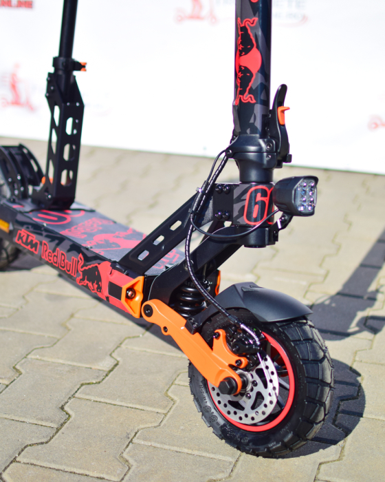 Trotineta Electrica KUGOO KIRIN G2 PRO, Viteza pana la 45km/h, Autonomie 55Km, Motor 600W, 48V 15Ah [3]