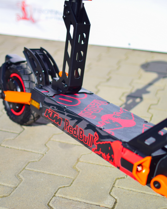 Trotineta Electrica KUGOO KIRIN G2 PRO, Viteza pana la 45km/h, Autonomie 55Km, Motor 600W, 48V 15Ah [4]