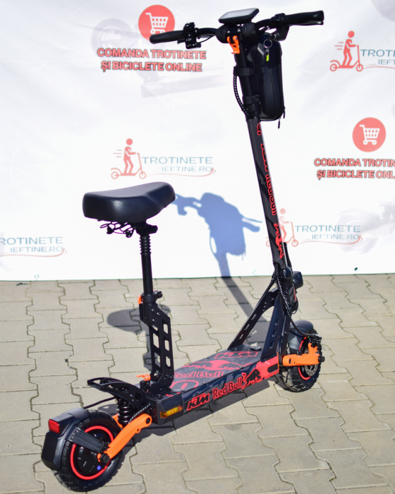 Trotineta Electrica KUGOO KIRIN G2 PRO, Viteza pana la 45km/h, Autonomie 55Km, Motor 600W, 48V 15Ah [2]