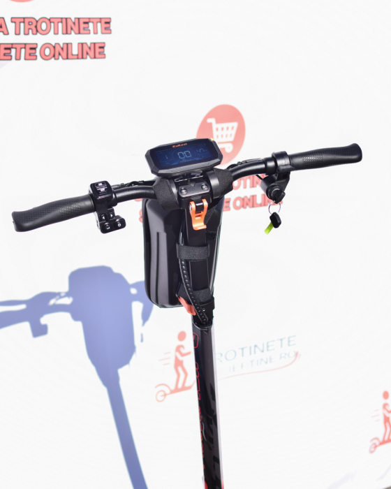 Trotineta Electrica KUGOO KIRIN G2 PRO, Viteza pana la 45km/h, Autonomie 55Km, Motor 600W, 48V 15Ah [13]