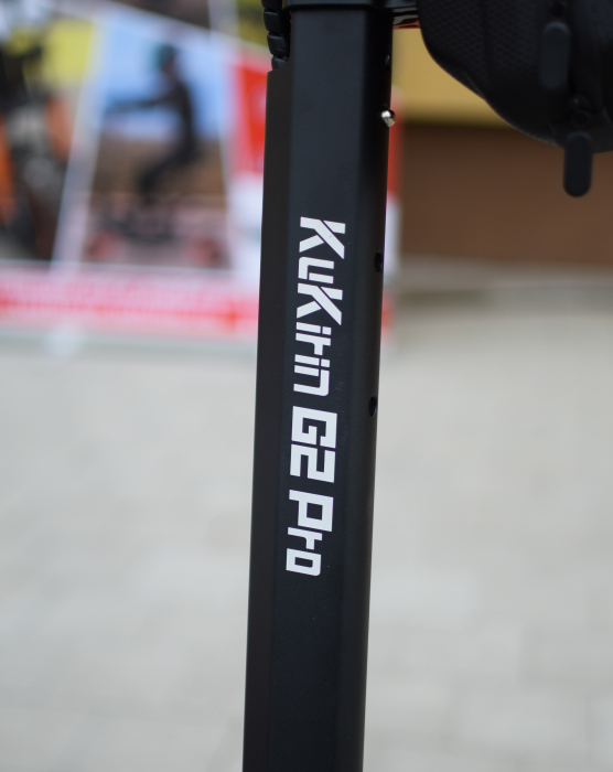Trotineta Electrica KUGOO KIRIN G2 PRO, Viteza pana la 45km/h, Autonomie 55Km, Motor 600W, 48V 15Ah [16]