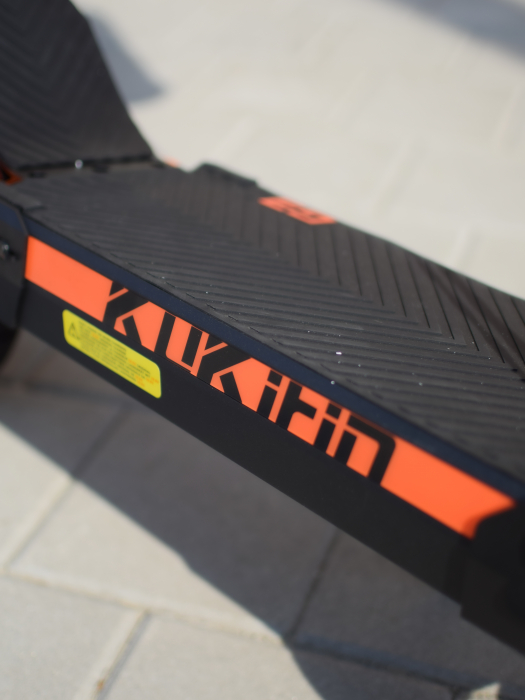 Trotinetă electrică KUGOO KIRIN G3, Motor 1200W, Autonomie 60 km, Viteză maximă 50 km/h, Acumulator 52V 18Ah, Culoare negru [23]