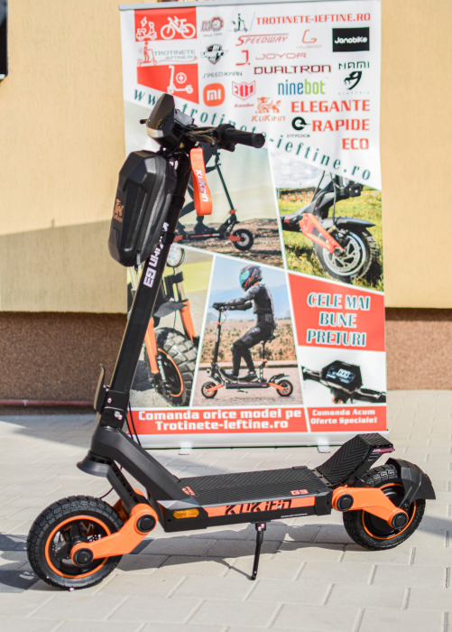 Trotinetă electrică KUGOO KIRIN G3, Motor 1200W, Autonomie 60 km, Viteză maximă 50 km/h, Acumulator 52V 18Ah, Culoare negru [18]
