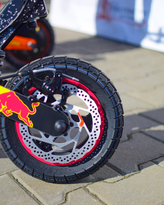 Trotineta Electrica KuKirin G2 (2026) PERSONALIZATA RedBull Fox [11]