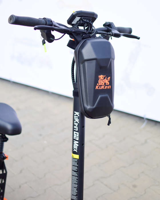 Trotinetă electrică KuKirin G2 MAX, Anvelope off-road pneumatice de 10*2.75 inch, Motor fără perii de 1000W, Viteză maximă 55 km/h, Acumulator 48V 20Ah, Autonomie 80 km [6]