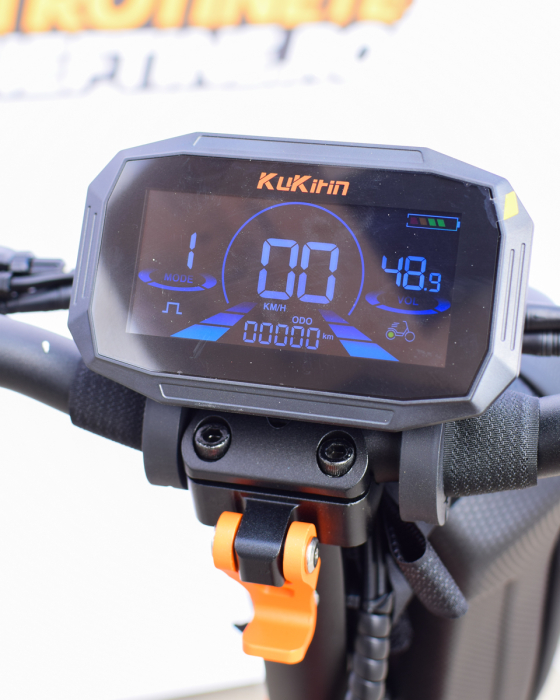 Trotinetă electrică KuKirin G2 MAX, Anvelope off-road pneumatice de 10*2.75 inch, Motor fără perii de 1000W, Viteză maximă 55 km/h, Acumulator 48V 20Ah, Autonomie 80 km [7]