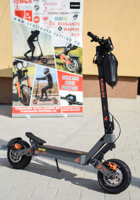 Trotinetă electrică Kukirin G4 motor 2000 W, viteză maximă 70 km/h, baterie cu litiu 60 V 20 Ah, anvelope de 11 inchi [14]