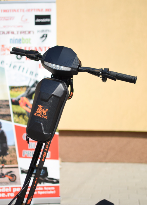 Trotinetă electrică Kukirin G4 motor 2000 W, viteză maximă 70 km/h, baterie cu litiu 60 V 20 Ah, anvelope de 11 inchi [32]