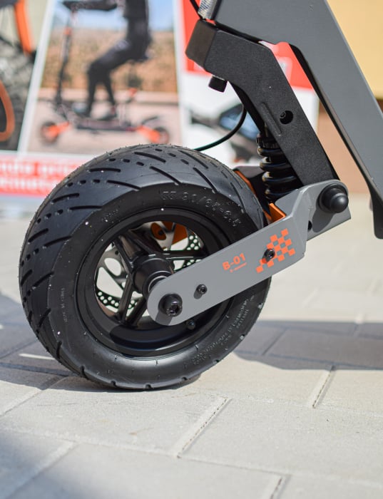 Trotinetă electrică Kukirin G4 motor 2000 W, viteză maximă 70 km/h, baterie cu litiu 60 V 20 Ah, anvelope de 11 inchi [7]