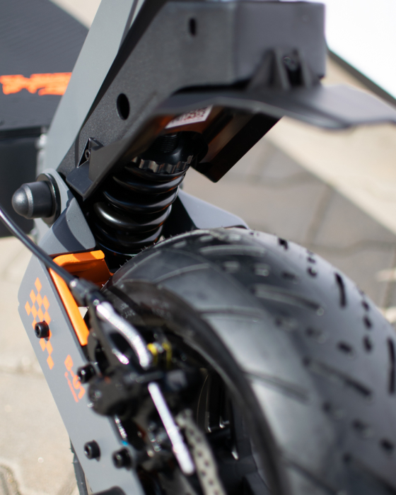 Trotinetă electrică Kukirin G4 motor 2000 W, viteză maximă 70 km/h, baterie cu litiu 60 V 20 Ah, anvelope de 11 inchi [12]