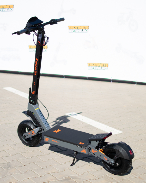 Trotinetă electrică Kukirin G4 motor 2000 W, viteză maximă 70 km/h, baterie cu litiu 60 V 20 Ah, anvelope de 11 inchi [3]