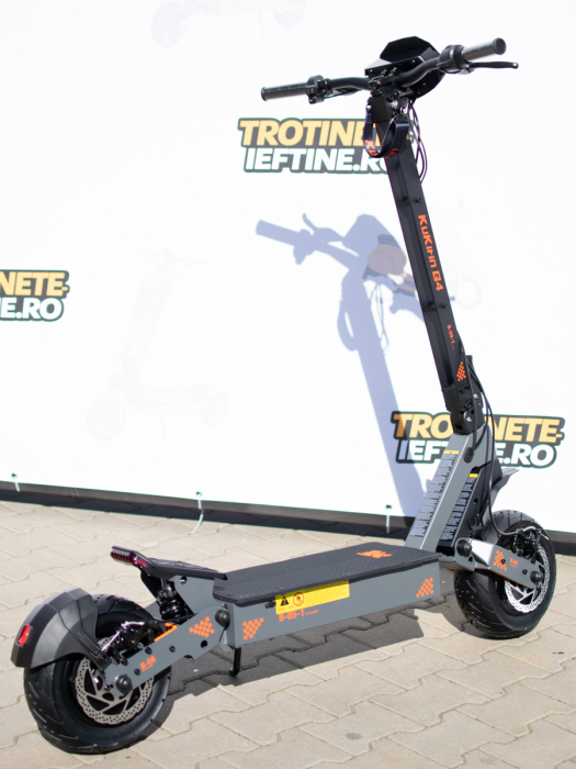 Trotinetă electrică Kukirin G4 motor 2000 W, viteză maximă 70 km/h, baterie cu litiu 60 V 20 Ah, anvelope de 11 inchi [19]