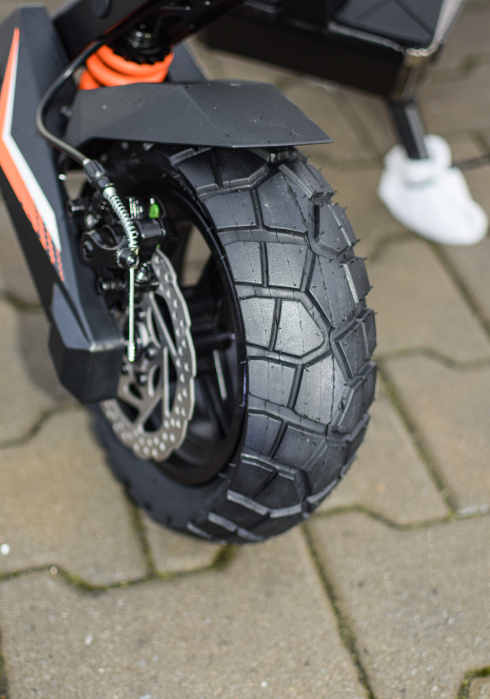 KuKirin T3 Electric Scooter 2025 – 800W, 48V, 15.6Ah, 58 km, 45 km/h [29]