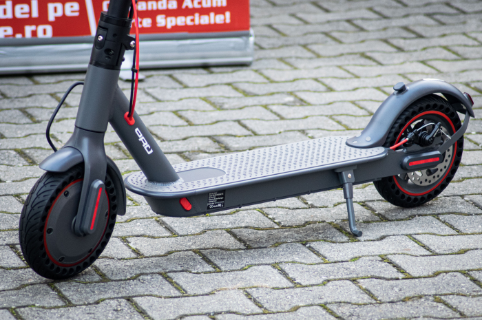 Trotineta Electrica S2 Pro - 36v 10.4ah Autonomie 25-35 Km [15]