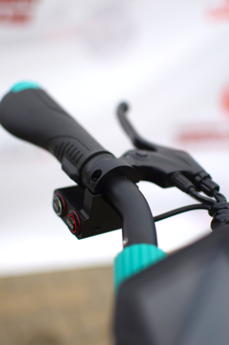 Trotineta electrica Vsett 9+ New Display 2x650W 48V 15.6Ah [9]