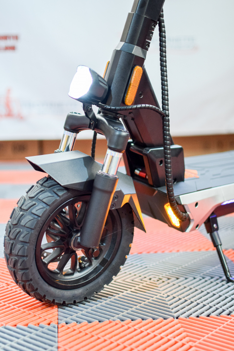 Trotineta KuKirin M4 Max (2025), 18Ah 800W, 50 Km/h, Chei 10inch Off-Road [10]