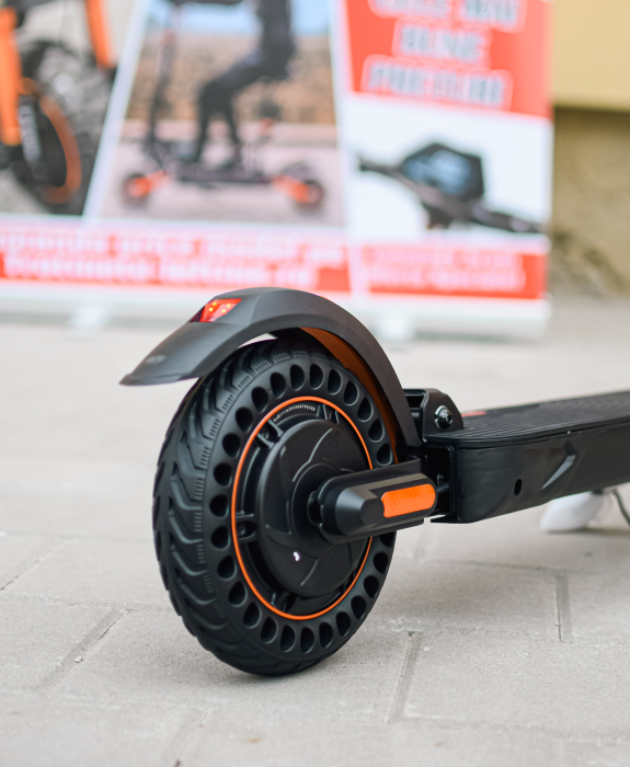 Trotineta Electrică KuKirin S1 MAX (2025) – 350W, 36V 11Ah, 30 km/h, Autonomie 40 km, 14 kg [6]