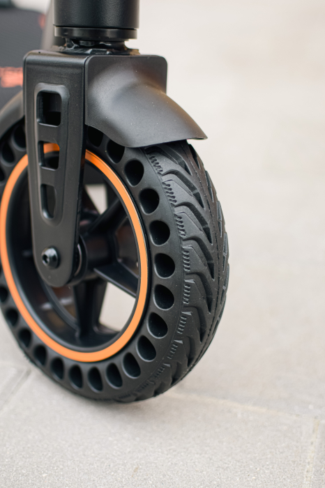 Trotineta Electrică KuKirin S1 MAX (2025) – 350W, 36V 11Ah, 30 km/h, Autonomie 40 km, 14 kg [14]