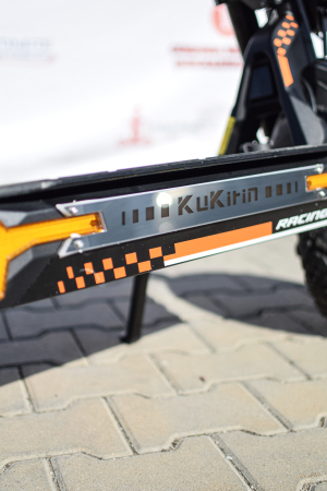 Trotineta electrica de teren KuKirin G4 Max, 2 motoare de 1600W, autonomie max 95 km, viteza maxima 86 km/h [13]