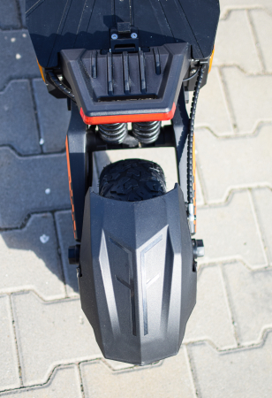 Trotineta electrica de teren KuKirin G4 Max, 2 motoare de 1600W, autonomie max 95 km, viteza maxima 86 km/h [19]