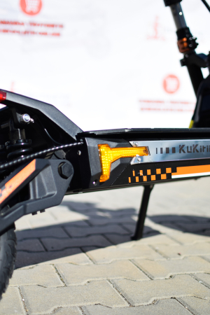 Trotineta electrica de teren KuKirin G4 Max, 2 motoare de 1600W, autonomie max 95 km, viteza maxima 86 km/h [5]