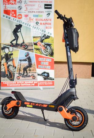Trotinetă electrică KUGOO KIRIN G3, Motor 1200W, Autonomie 60 km, Viteză maximă 50 km/h, Acumulator 52V 18Ah, Culoare negru [2]